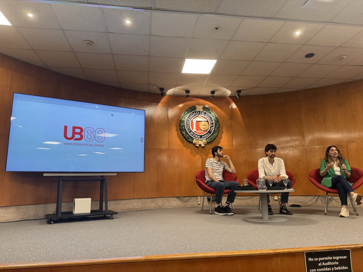 clanzani's tweet photo. 👉🏻 Las ponencias abordaron desde datos científicos alarmantes hasta la necesidad de una comunicación efectiva, demostrando la urgencia de construir un futuro más responsable con el ambiente. https://t.co/xCFA2FleHH