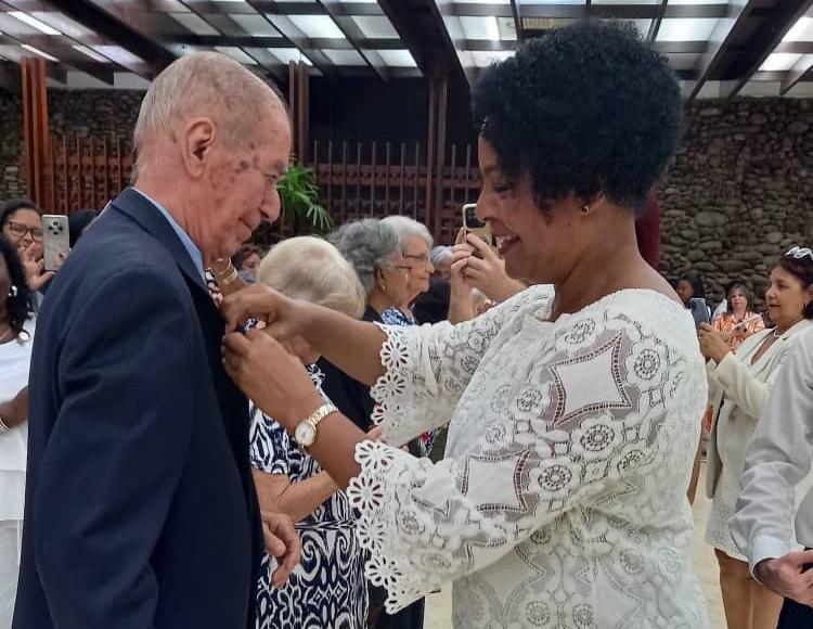 📍 BCC distingue a bancarios por años de consagración
👇
bc.gob.cu/noticia/bcc-di…