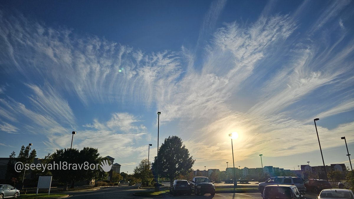 🚨 Sky candy alert! 🚨
<a href="/AlexCounteeWX/">Alex Countee</a> <a href="/fox4wx/">Fox 4 Weather KC</a> <a href="/JacobLanierWx/">Jacob Lanier</a> <a href="/MikeNiccoWX/">Mike Nicco</a> <a href="/WesWeather/">Wes Peery</a>
