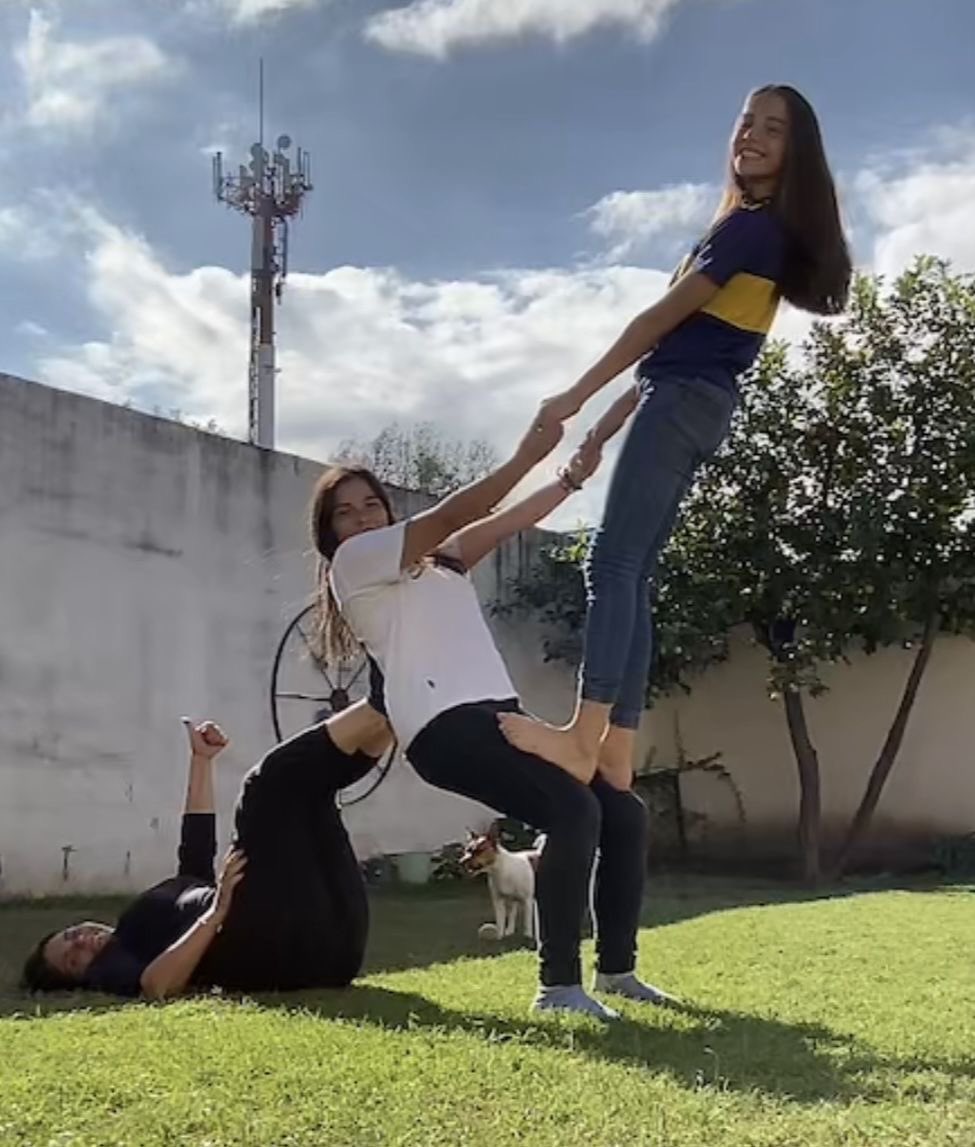 sealiming's tweet image. i asked them to do THIS just kidding and gemini said “WHAAAAT?” and look at fourth’s face he’s like ?????? 😭😭😭😭 SO CUTE I LOVE THEM

GEMINI FOURTH IN LA
#GFFMinLosangeles