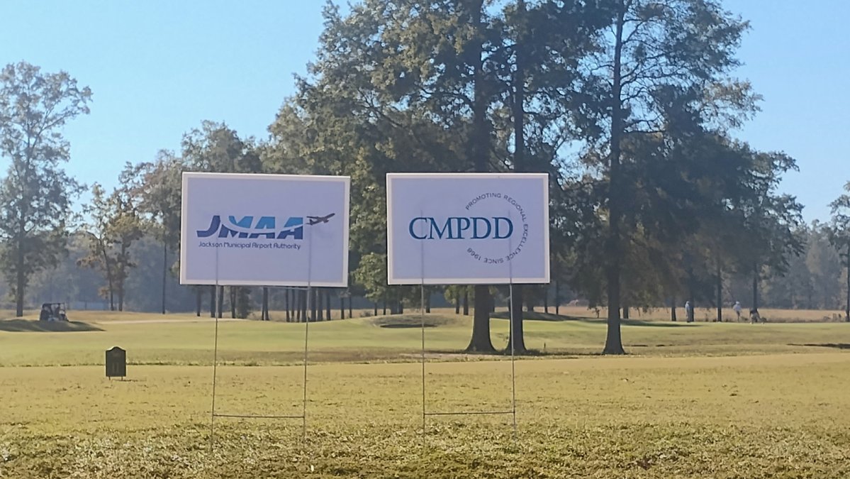JacksonAirports's tweet image. ⛳ JMAA was proud to participate in the CMPDD Drive Away Hunger for Seniors Golf Tournament at The Refuge Golf Course! Supporting our community and helping neighbors in need — one swing at a time! 💙 #JMAACares #CommunityStrong #FlyJAN #DriveAwayHunger #HKS