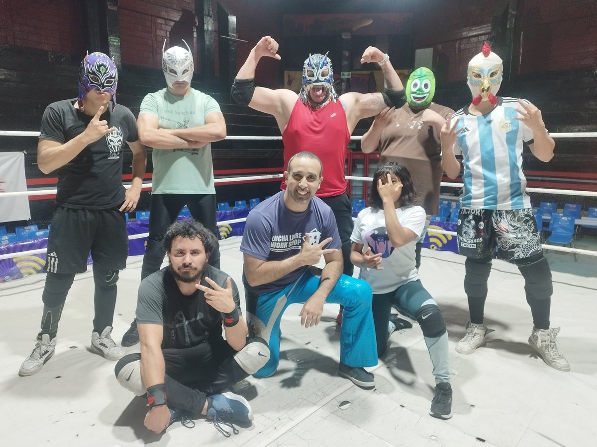 Hoy dimos clase en <a href="/LUCHALIBREIWRG/">IWRG Lucha Libre</a> #LuchaLibre #luchalibremexicana #iwrg #ArenaNaucalpan