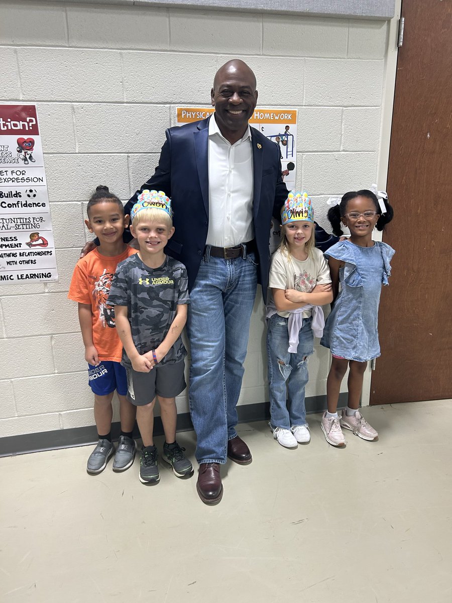 Lewisburg Primary tweet media