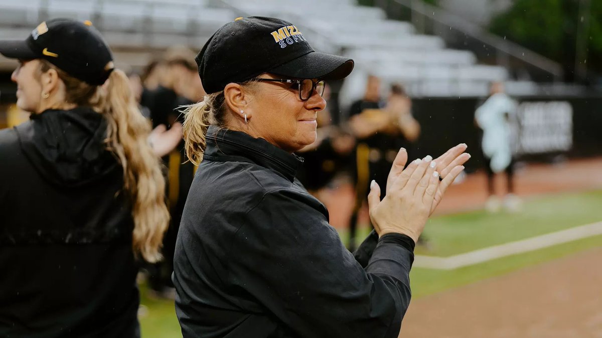 Average leaders raise the bar on themselves, good leaders raise the bar for others, and great leaders inspire others to raise their own bar. You are clearly a great leader, because you expect nothing less than my best every day. Thank you &amp; Happy Bosses Day!