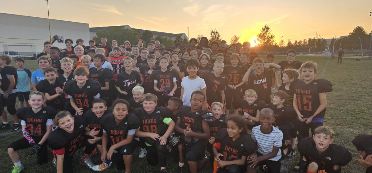 EdwardsvilleFootball tweet media