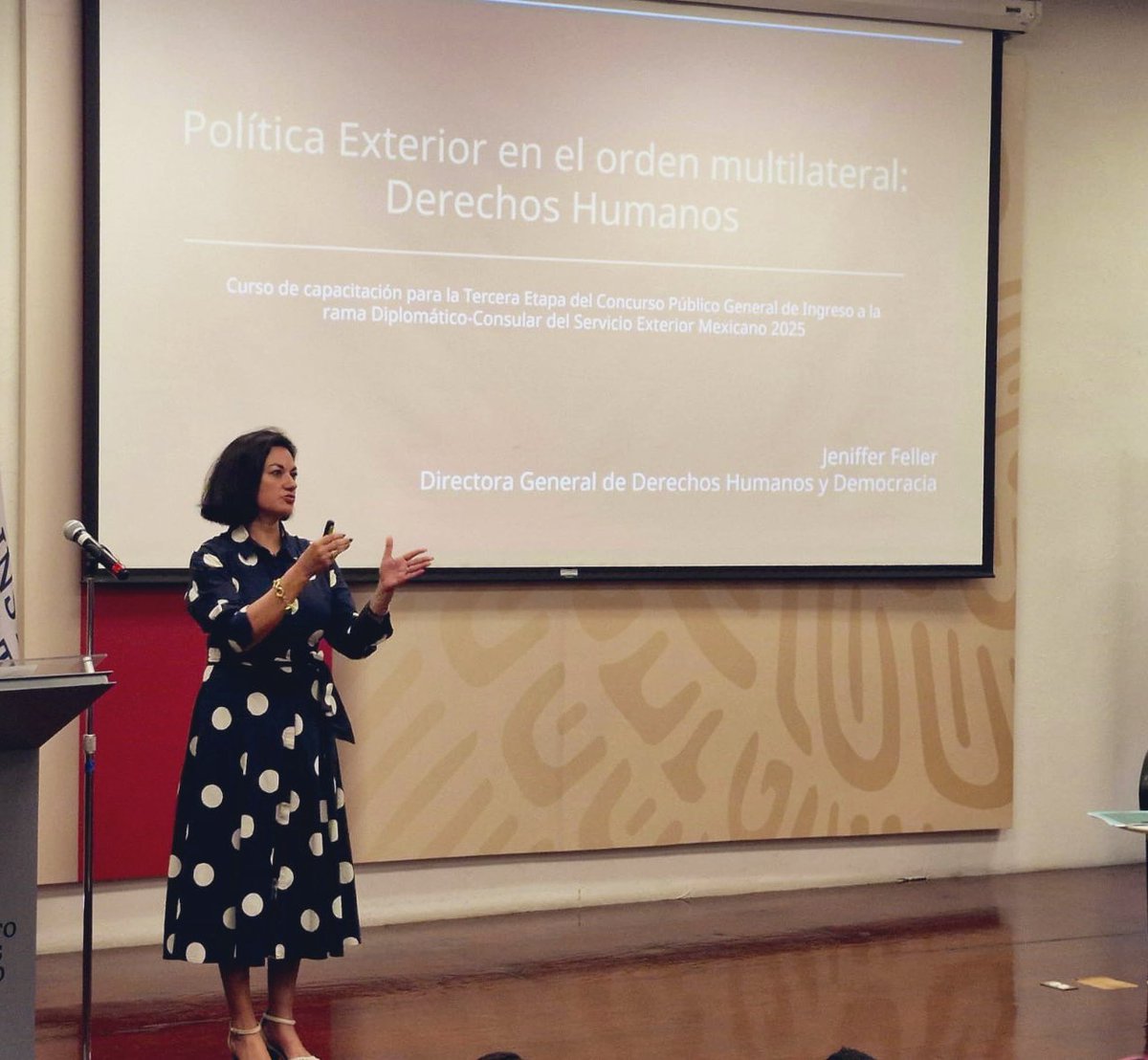 Jennifer Feller tweet media