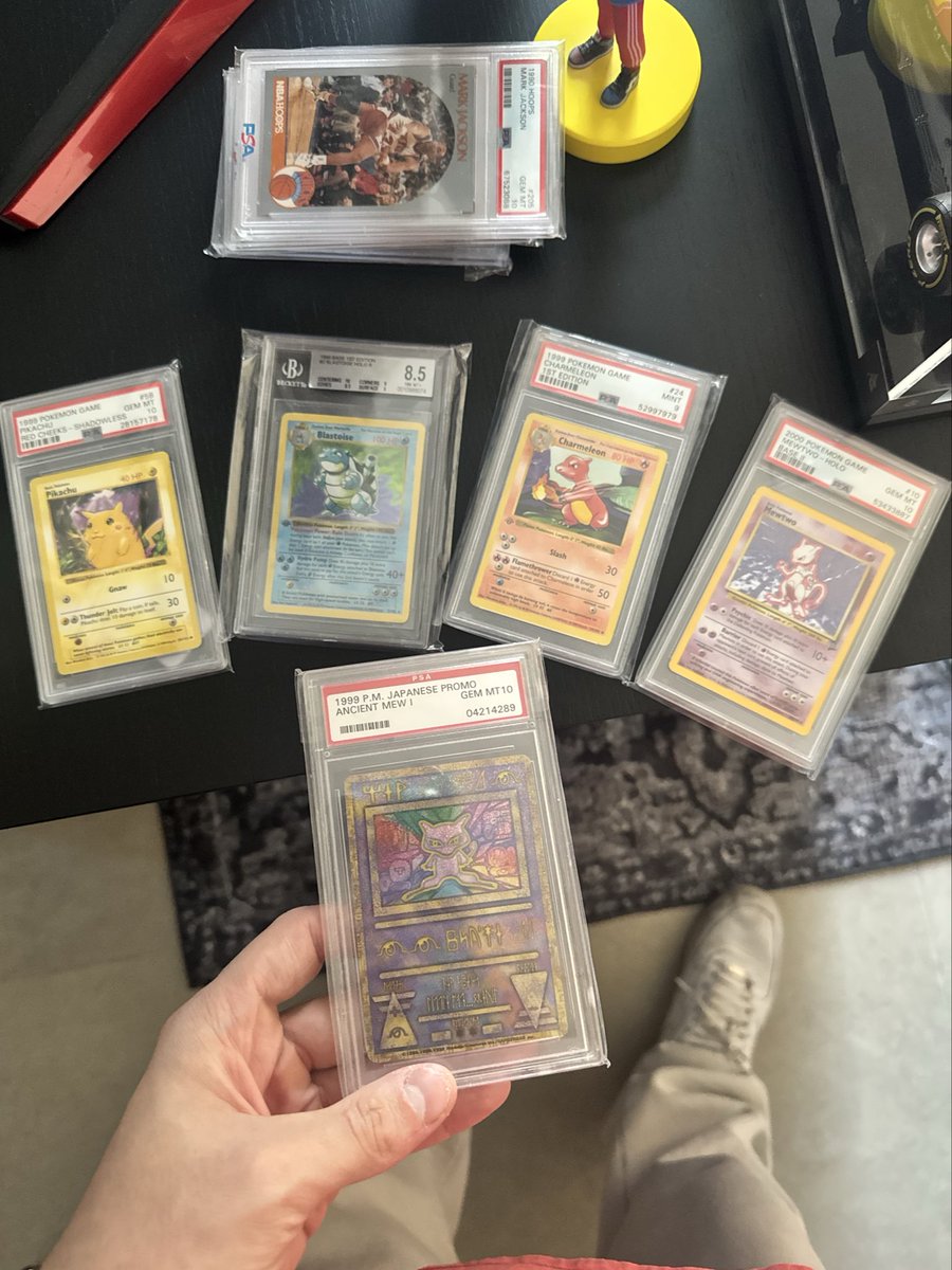 Bryce Hall tweet media