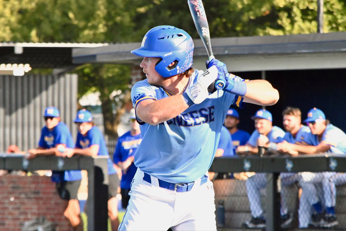 Today’s Intrasquad Standouts 🔥📈

HITTERS
Heusohn- 2-2, 1 2B, 3 RBI, HBP
B. Fontenot- 2-2, 2 RBI
Lopez- 2-4, 2 RBI

PITCHERS
Corcoran- 3.0 IP, 1 H, 0 ER, 4 K

TOP EXIT VELOS
Larranaga- 106.4 mph
Lopez- 100 mph 
Cooper- 99 mph
Stancliff- 98 mph
Edwards Jr- 97.4 mph

#GeauxPokes
