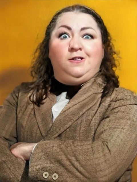 <a href="/DOGEQEEN/">Hosna ⚖️</a>