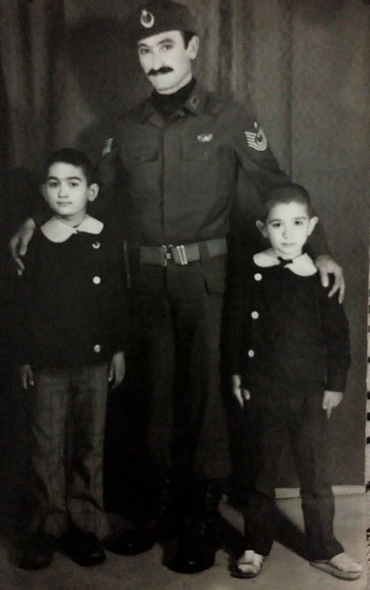 Kahraman ordumuzun en gözde askerleri olan rahmetli babam başta olmak üzere astsubaylarımızın gününü kutluyor, şehit ve gazilerimizi saygıyla anıyorum.🇹🇷🇹🇷🇹🇷