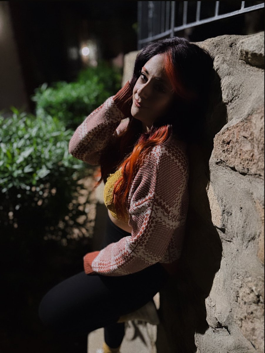 heynanaroque's tweet photo. El otoño es tan refrescante 🍁
#falloutfitinspo #fallstyle #falllook #justagirl https://t.co/BdWaQWDrxN