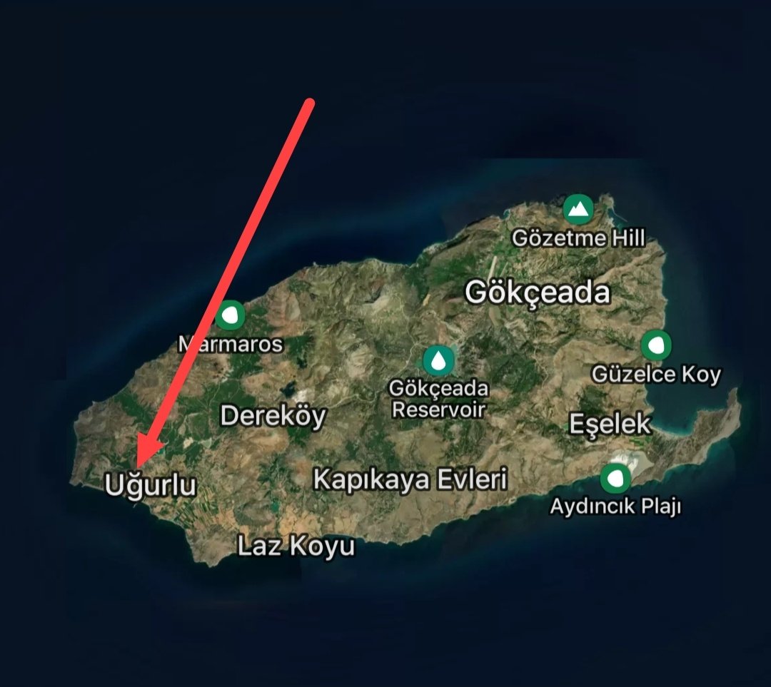 Gökçeada Uğurlu'da menzil şeyhinin Kürt torunları için ayrılmış olan bir kompleks var. Burda "beyaz ten ve renkli gözleriyle" tüm ülkeden seçilmiş 10-13 yaşlarındaki kızları evlenmek üzere sosyal ortamdan izole edilmiş biçimde tutuyor ve şeyhin torunları için özel yetiştiriyorlar