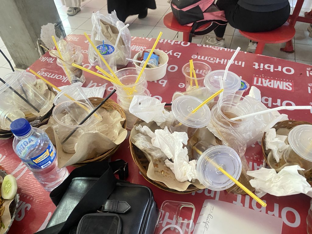 Warga Unhas tweet media