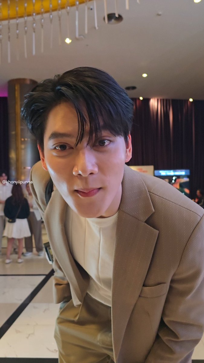 khonyiipunna's tweet image. Coordinated fashion ☕️🧁

#GunnerNice