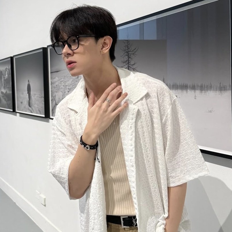 khonyiipunna's tweet image. Coordinated fashion ☕️🧁

#GunnerNice