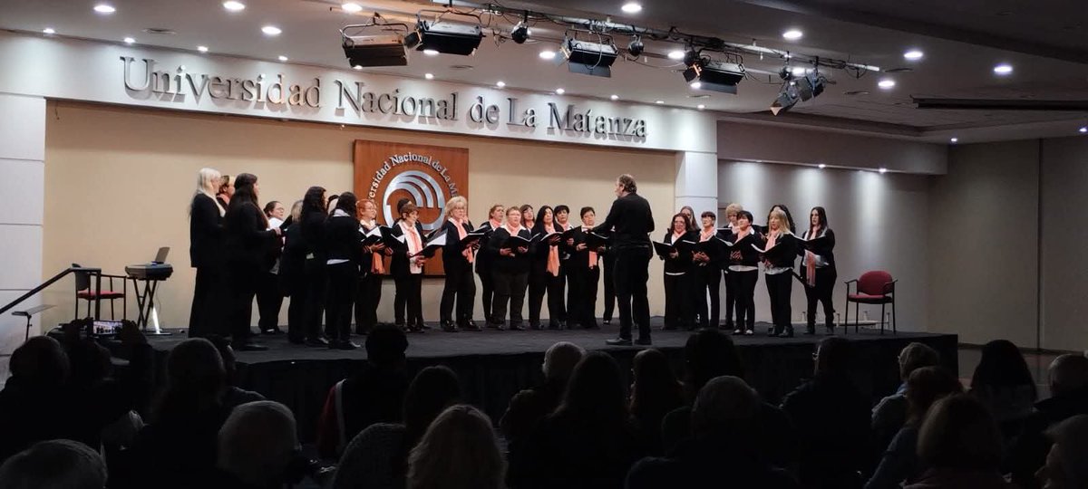 ConciertosUnlam's tweet photo. CONCIERTO 25 ANIVERSARIO DEL CORO POLIFÓNICO UNLAM
#WOLFGANGAMADEUSMOZART
Con el CORO FEMENINO UNLAM
Florencio Varela 1903, Sa. Justo https://t.co/dPFJHysRsX