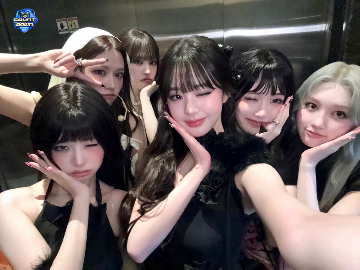 FORSUNREIS's tweet photo. 1 REPOST = 1 VOTE
1 REPLY = 1 VOTE

I Vote #IVE on #2025MAMAVOTE

Your account must be PUBLIC for the vote to be counted, DIVEs! 

Let's get this win for IVE 🏆🗳️ https://t.co/4F4r0kXEU0