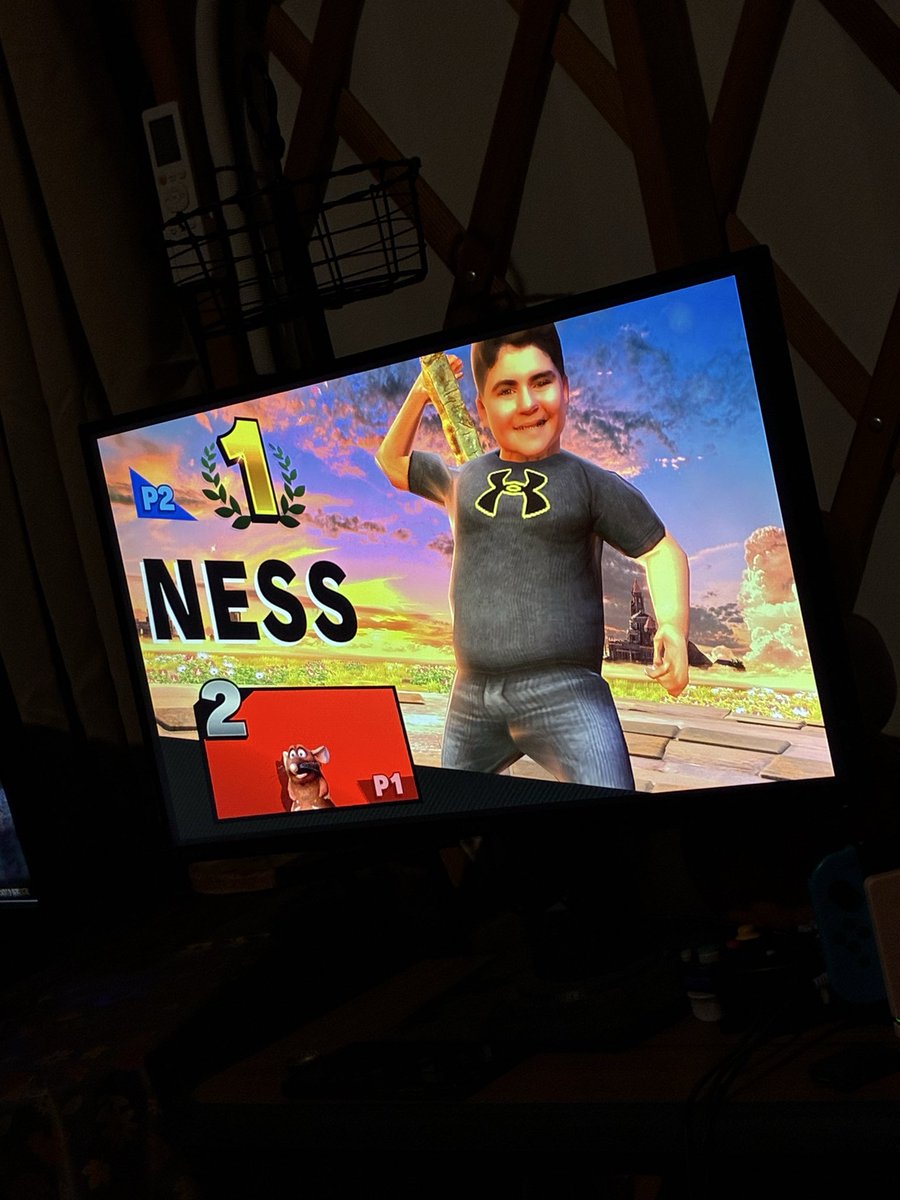 ProbablyJut's tweet image. went to a tournament and this was the setup