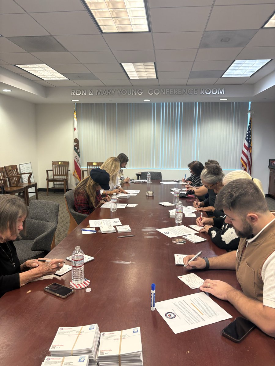 OCGOP's tweet photo. This week our volunteers hand wrote 9,000 postcards reminding Republicans to get out and vote No on Prop 50.

A special thank you to Congresswoman @YoungKimCA for joining our volunteers to fight for every vote.

Don’t wait. Mail in and track your ballot. Visit https://t.co/0EvrwQsH5N for your voting options and election information.