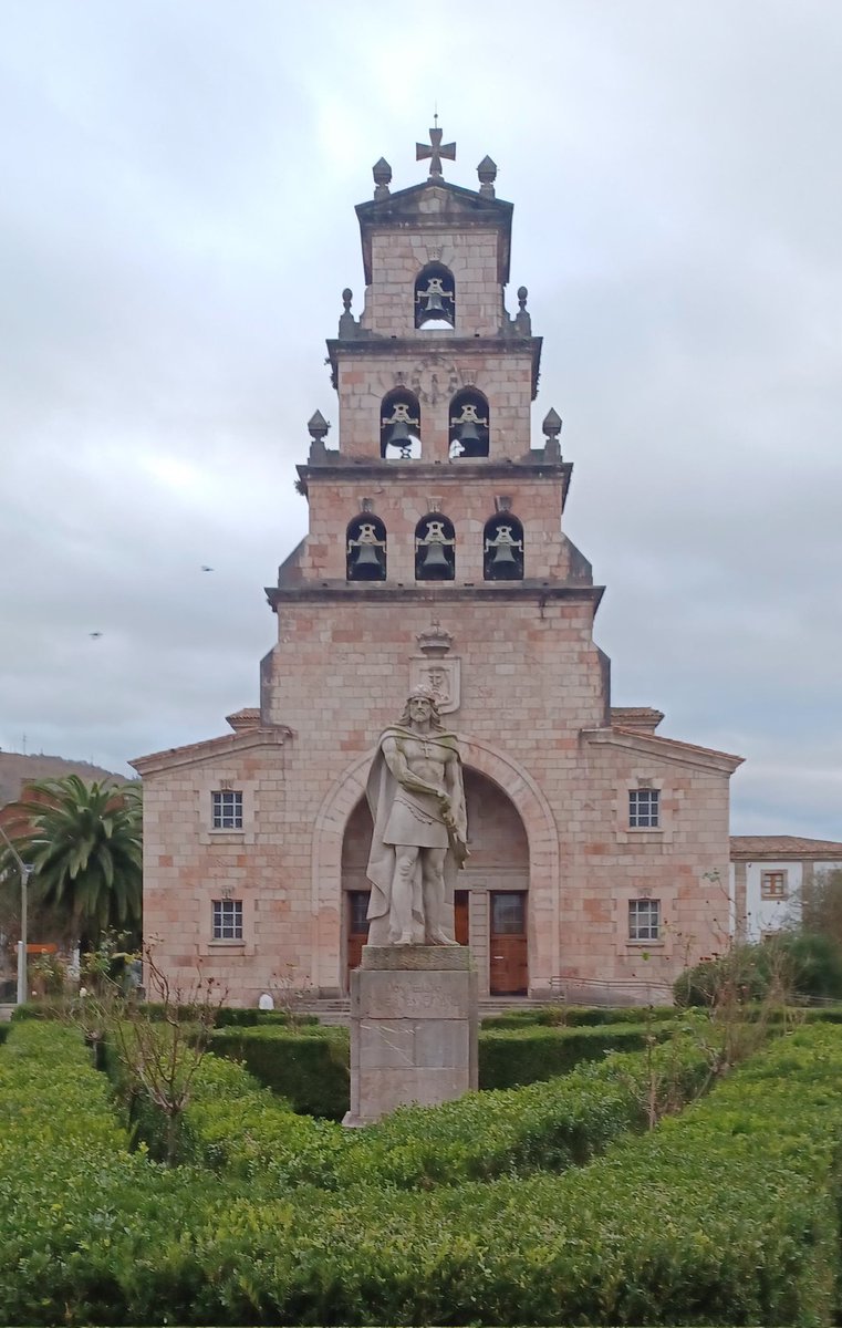 ORACIÓN DE LA MAÑANA

En el nombre del Padre, y del Hijo, y del Espíritu Santo.
Amén.

Señor mío y Dios mío:
Al comenzar este nuevo día, te damos gracias por el don de la vida,
por el descanso recibido y por las nuevas oportunidades que hoy nos concedes.
Derrama sobre nosotros la