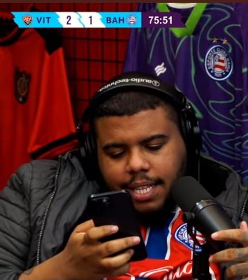 hoxhaismo's tweet image. não tem pessoa q eu mais odeie na vida do que esse javaporco de sotaque carioca aqui, puta que pariu. que lixo.