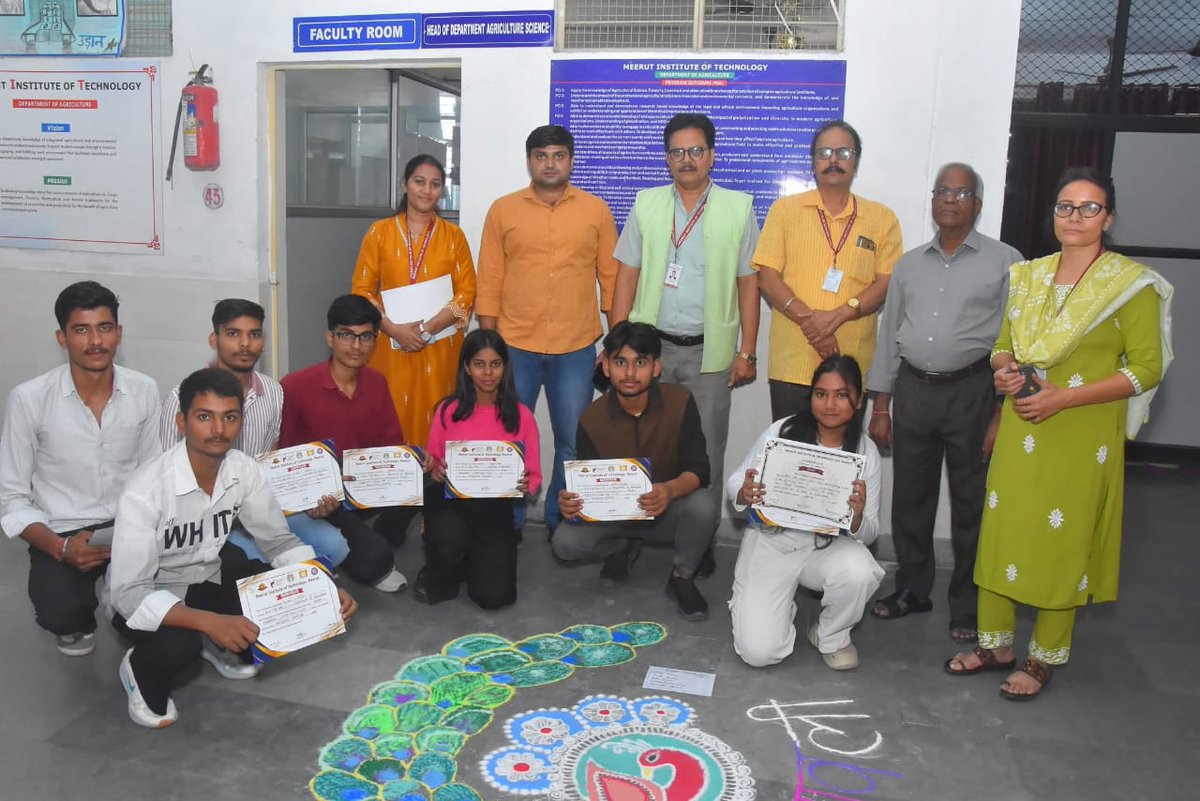 MITMeerut07's tweet photo. Students from the BBA and https://t.co/DzaMxnFZ7y. Agriculture departments of Meerut Institute of Technology organized a grand celebration on the occasion of the Diwali Festival, featuring a variety of creative stalls and vibrant rangoli designs. 🎨🪔
#MITMeerut #bba https://t.co/eNHtssI6dW