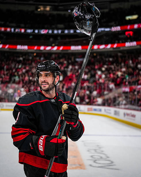 CanesStats's tweet photo. Shayne Gostisbehere now has 4 straight games with at least a +2 plus/minus and one point in each game to start the season.

The last player to accomplish this was Wayne Gretzky in 1988. https://t.co/SeZPIE1X58