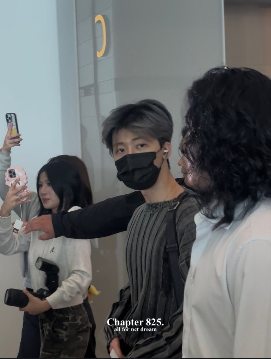 Chapter825's tweet image. 251017 ICN✈️

애교살 빵빵(o^^o)

#JAEMIN #재민 #ジェミン
#NCTDREAM #엔시티드림