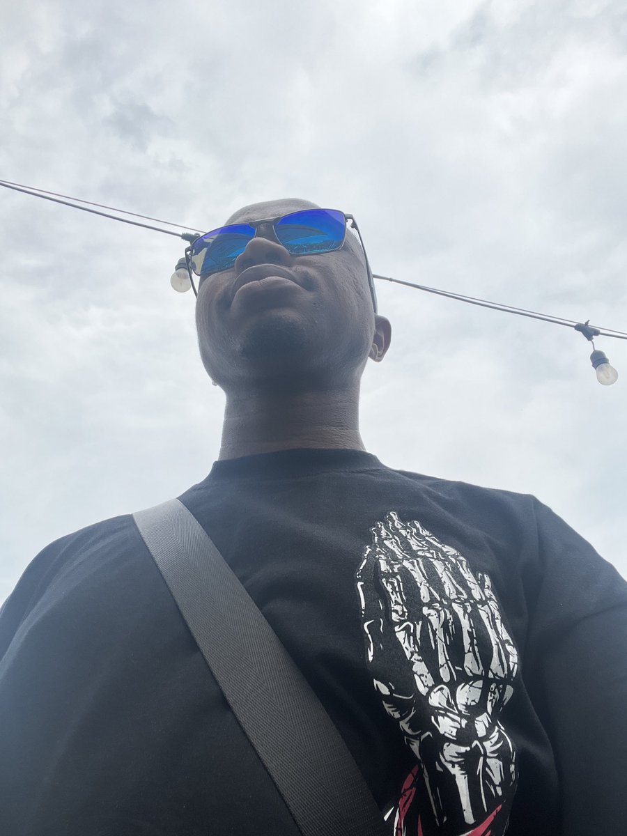 MasterSimzMusic's tweet image. Blessed with another trip around the sun.