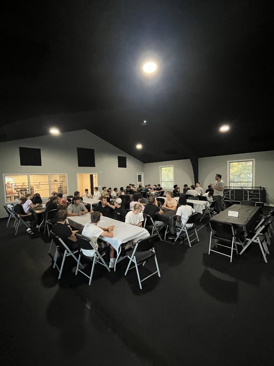 Comet Football tweet media