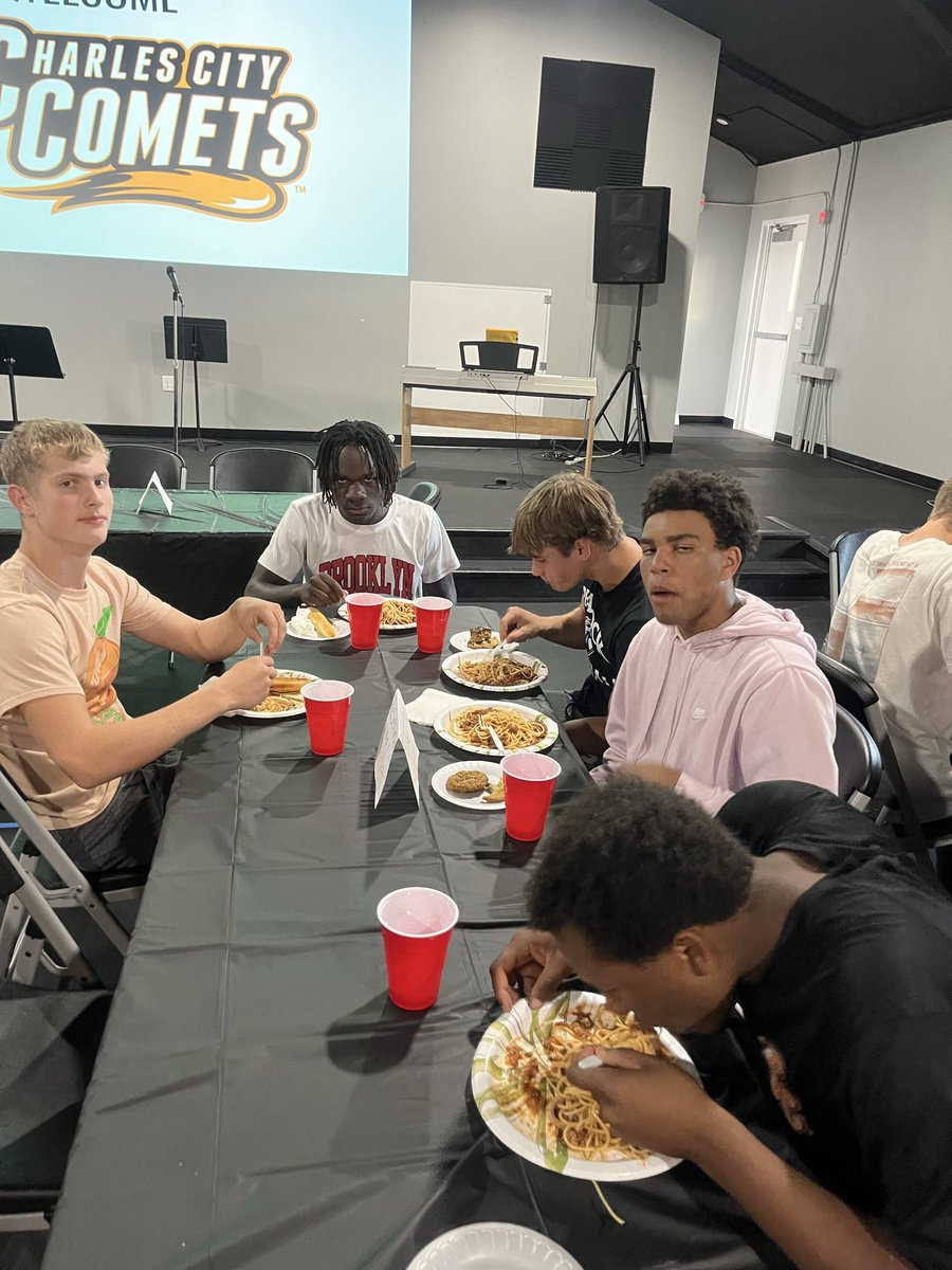 Wk 8 took us to Bethany Alliance Church for team dinner. Great hosts who were very welcoming &amp; generous. It is a blessing to be able to have a meal together each week. Season captains Bennett Hansen &amp; Luke Jacobs will be joined by game captains Blake Dean &amp; Tyler Heitz.