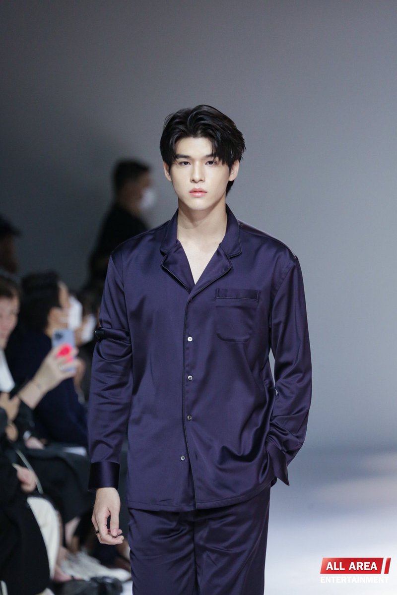 SKNN2228 WUTheSeries tweet media