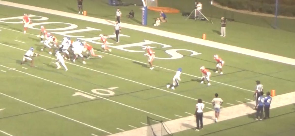 Drawing double teams all night this crazy😂