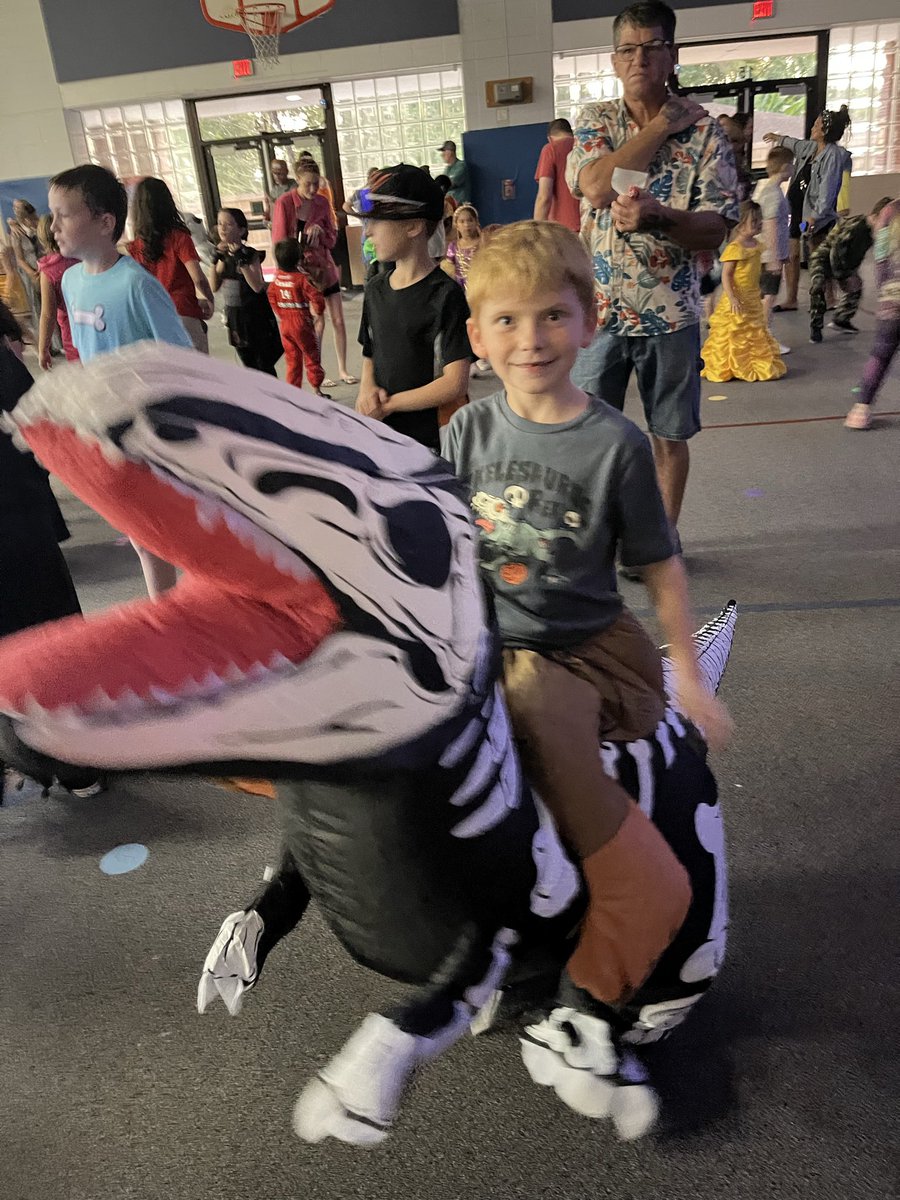 Our Open House/Boo Bash Dance was Spook-tacular tonight! 🎃