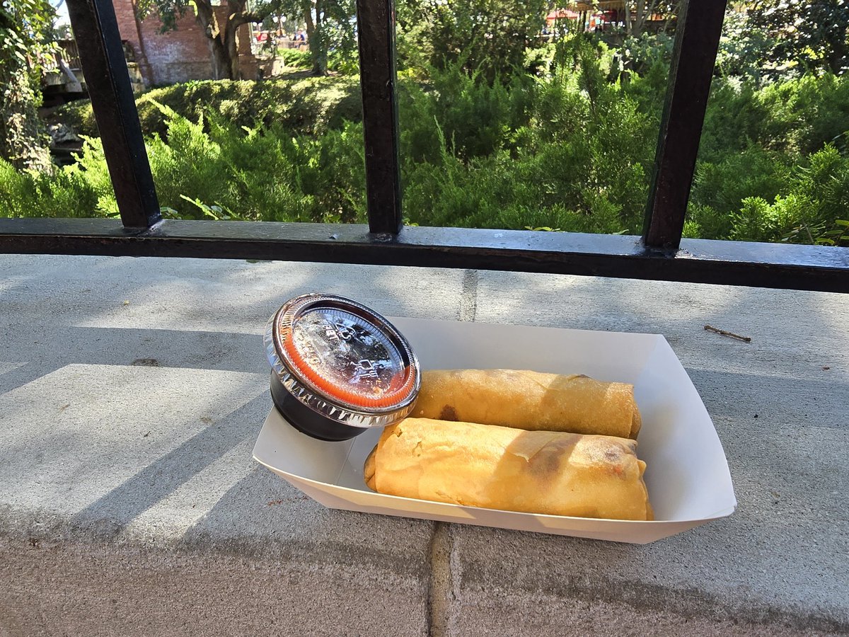 Here it is… your daily moment of Disney zen (Best Snack is Best Edition)

📸 <a href="/osujeff69/">Jeff Olson</a>