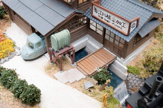 【身辺雑記】ナローパイクの記念すべき?シリーズ第一作。既製品のNゲージ円形パイクを完膚なきまでにw改造したもので、TMSに載せてもらったことがあるんですが何号だったか忘れちゃった…
