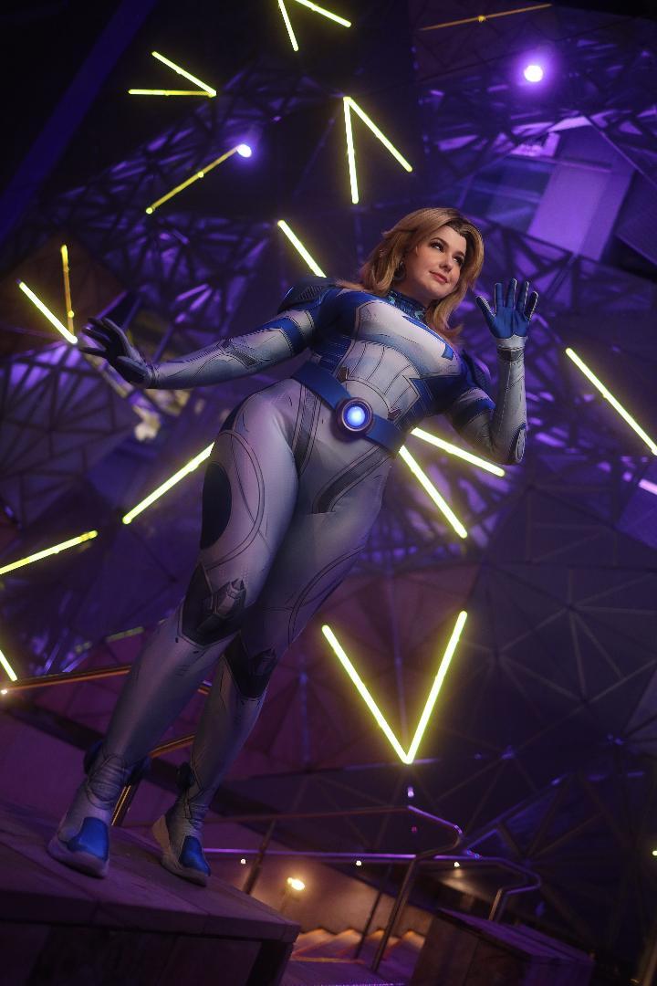 I'm not the type who fades quietly into the background 💙

Photography jarodburns (IG) 
#MarvelCosplay #marvelrivalsgame #MarvelRivals #invisiblewoman #suestorm <a href="/MarvelAUNZ/">Marvel AUNZ</a> <a href="/MarvelRivals/">Marvel Rivals</a>