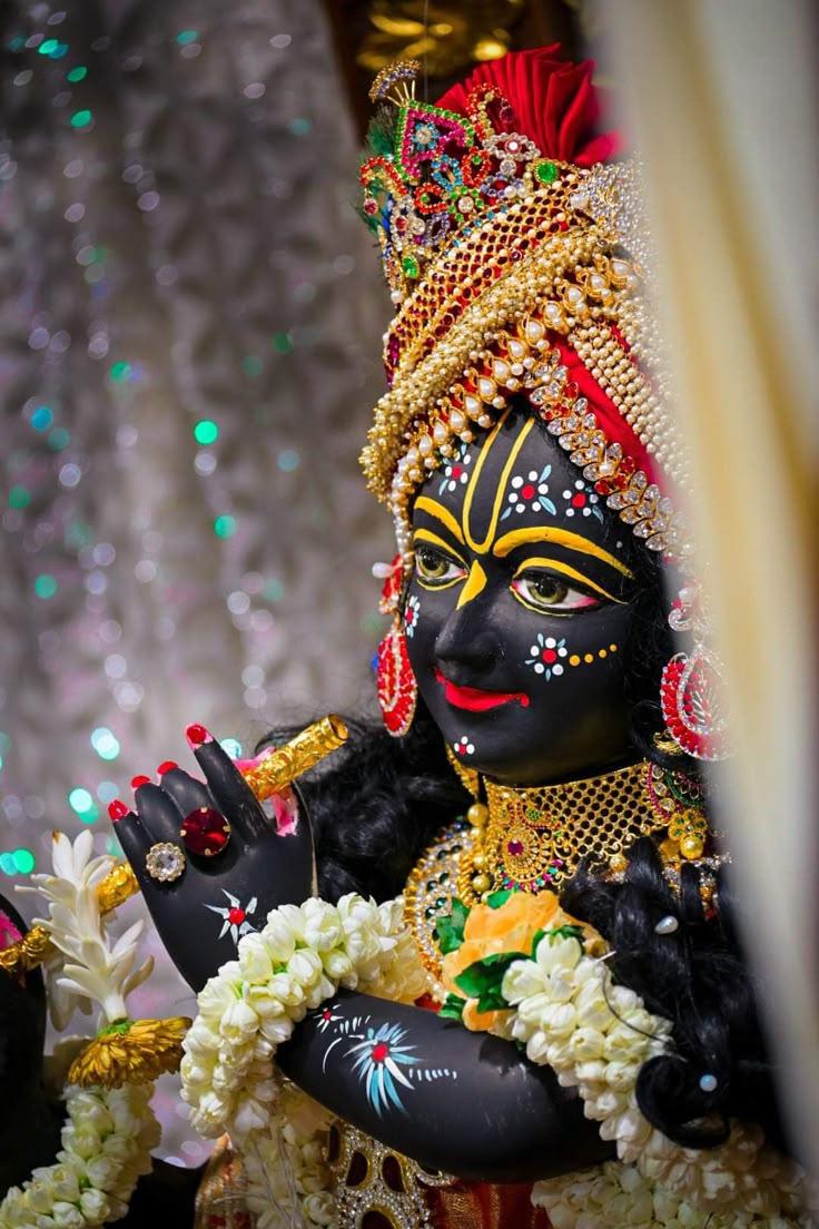 कृष्णाय वासुदेवाय हरये परमात्मने प्रणतः क्लेशनाशाय गोविन्दाय नमो नमः",
जय श्री कृष्णा 🙏
🌸सुप्रभात🌸