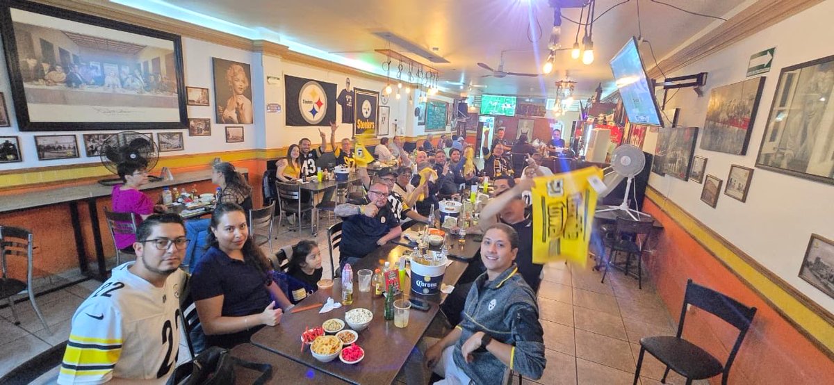 SteelersAgs's tweet photo. @FOXImpactoNFL #TNF #NFL @NFLonFOX  
Desde Aguascalientes Steelers Club https://t.co/PyMUVIXGW6