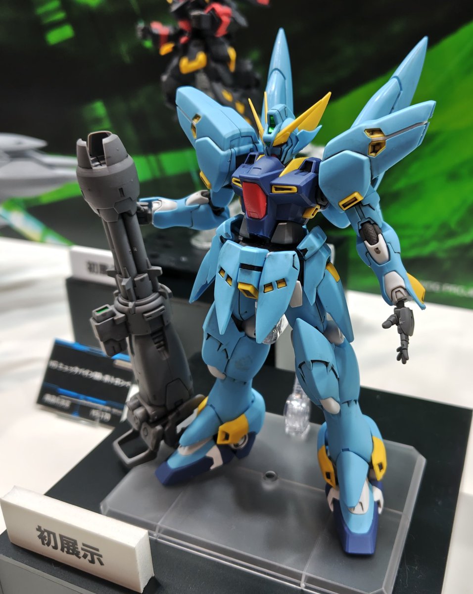 初展示のHGヒュッケバイン(PTX-08R)のテストショット。展示用に塗装
