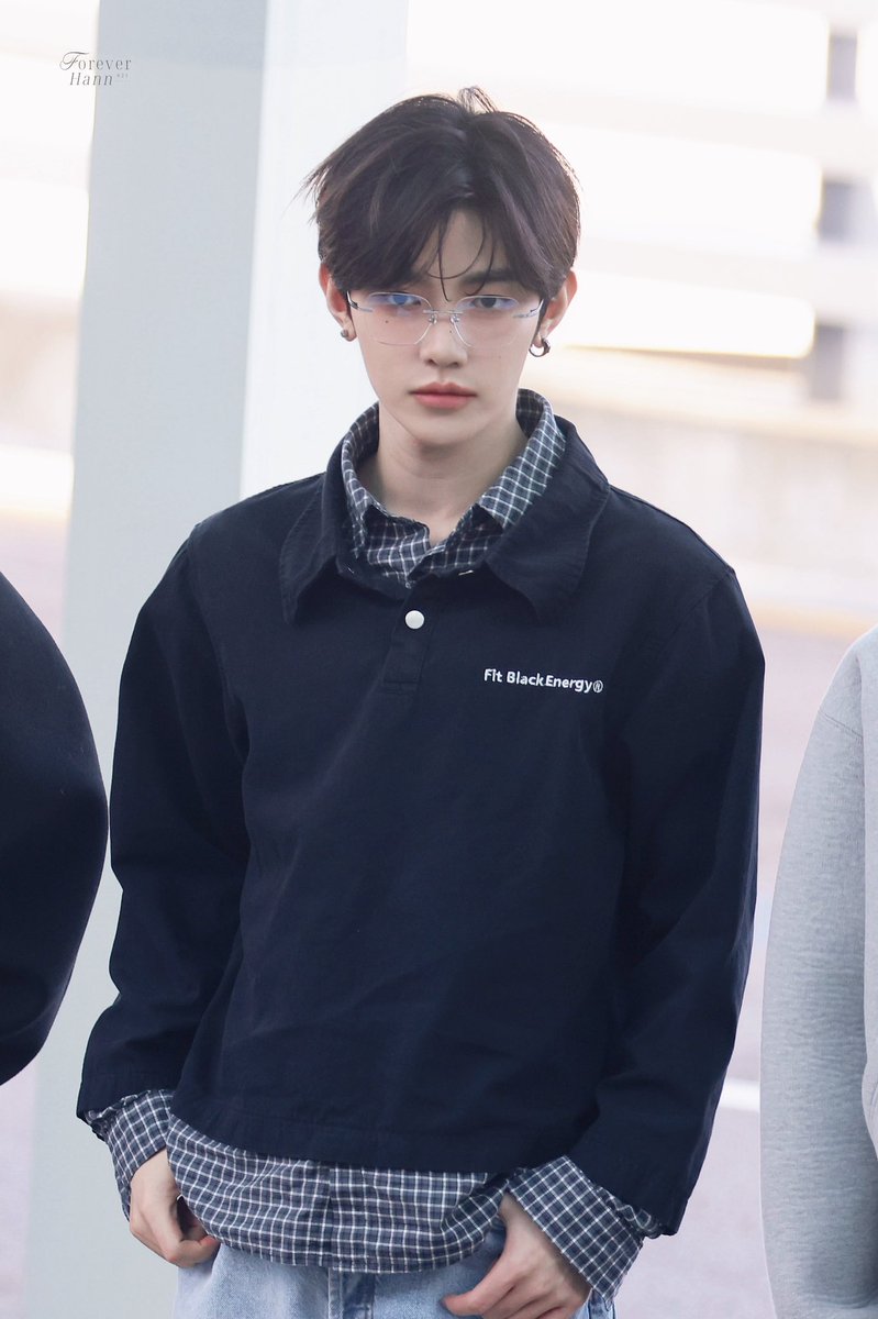 Forever021Hann's tweet photo. 20251017

🖤👓

#장하오 #ZHANGHAO #章昊 #ジャンハオ 
#제로베이스원 #ZEROBASEONE #ZB1 https://t.co/ZIyQArWcNP
