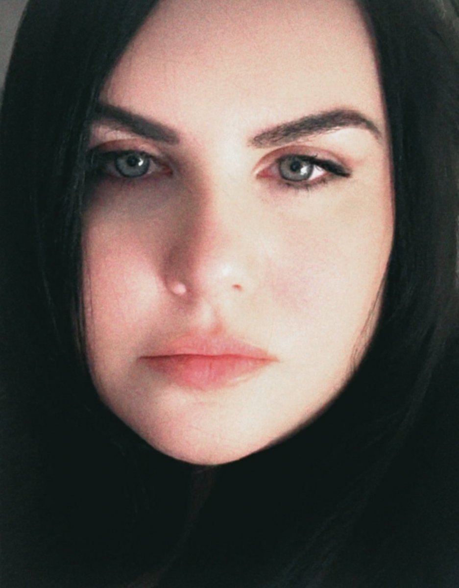 •Nic• tweet media