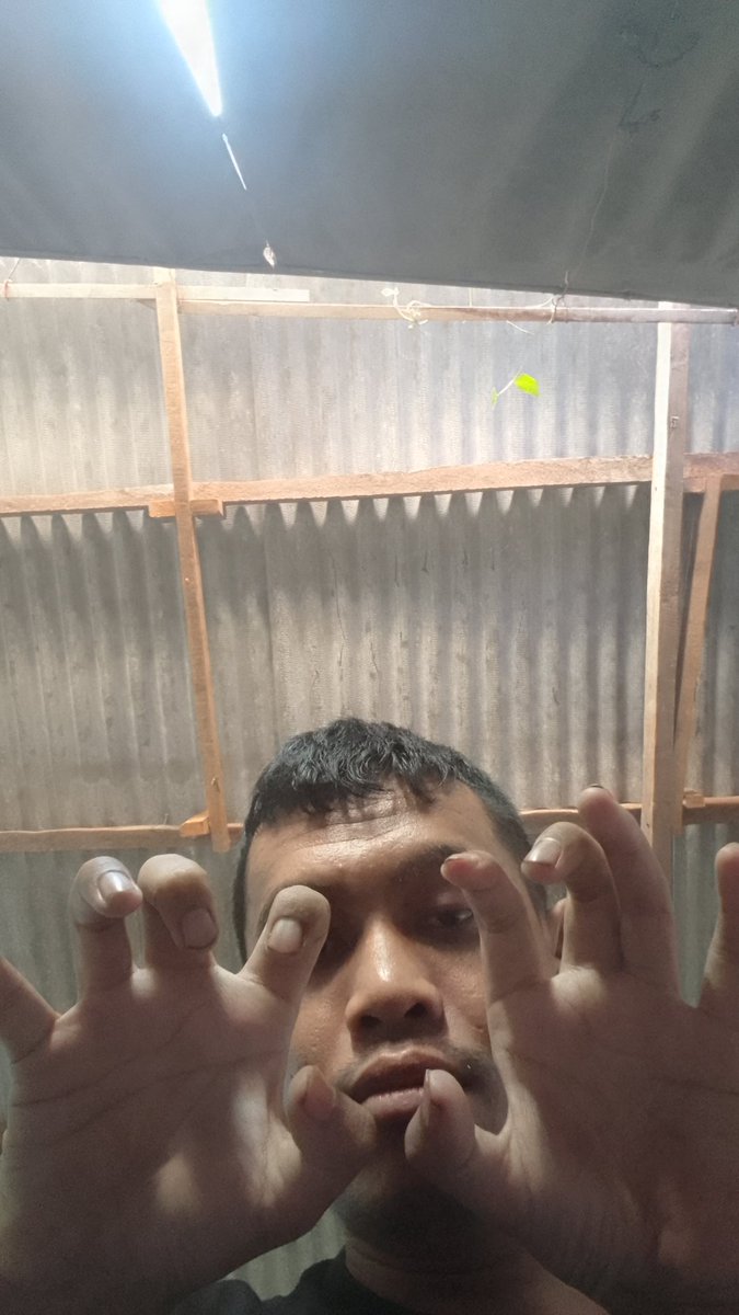 Dionrestu0406's tweet image. Takut di Cakar Cynthia
Aduhhh takut 
@Y_CynthiaJKT48 
@Cynthiaction 
#jeketiselcaday