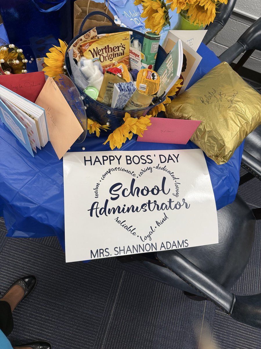 Mrs. Shannon N. Adams tweet media