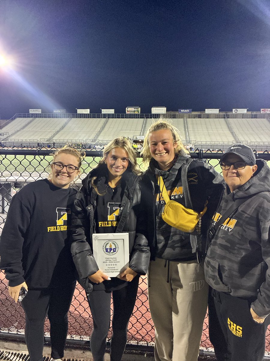 FHS Field Hockey tweet media