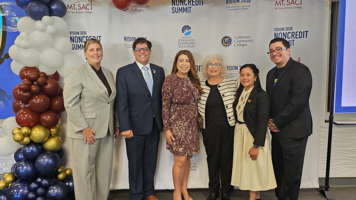 California Community Colleges tweet media