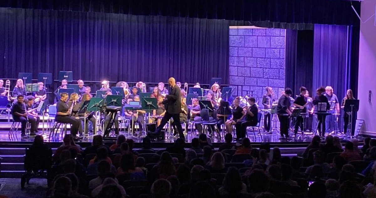 MapleCrestSTEM's tweet image. We had a packed house tonight for our MC STEM Middle School Band Concert, and our students did not disappoint! Every group brought energy, heart, &amp;amp; talent to the stage. We are so proud of these young musicians! Thank you to director, Dr. Miller, our families, friends, and staff!