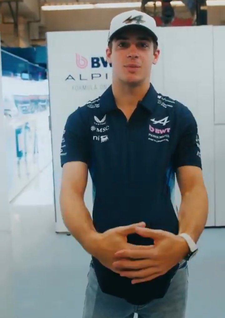 él es un hombre grande él es MAMÁ ✨️