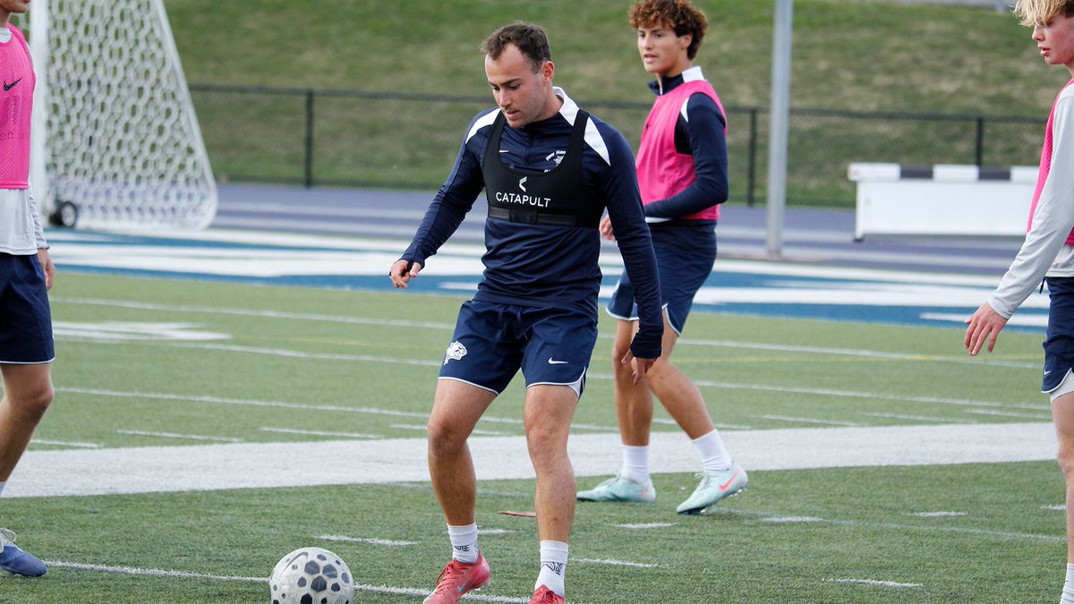 Big game prep 💪

Pack Wildcat this Saturday at 6 PM vs. No. 7 nationally ranked UVM

#EarnedNotOwed