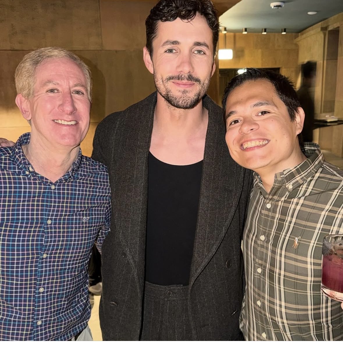 fireflieswonder's tweet image. I just know that Jonah and Halle were together when these 2 guys asked to take pictures with them